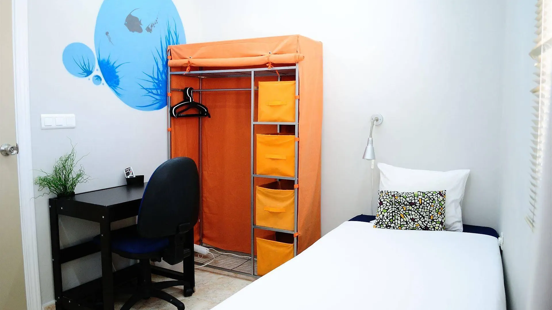 La Moraga De Poniente Malaga Hostel