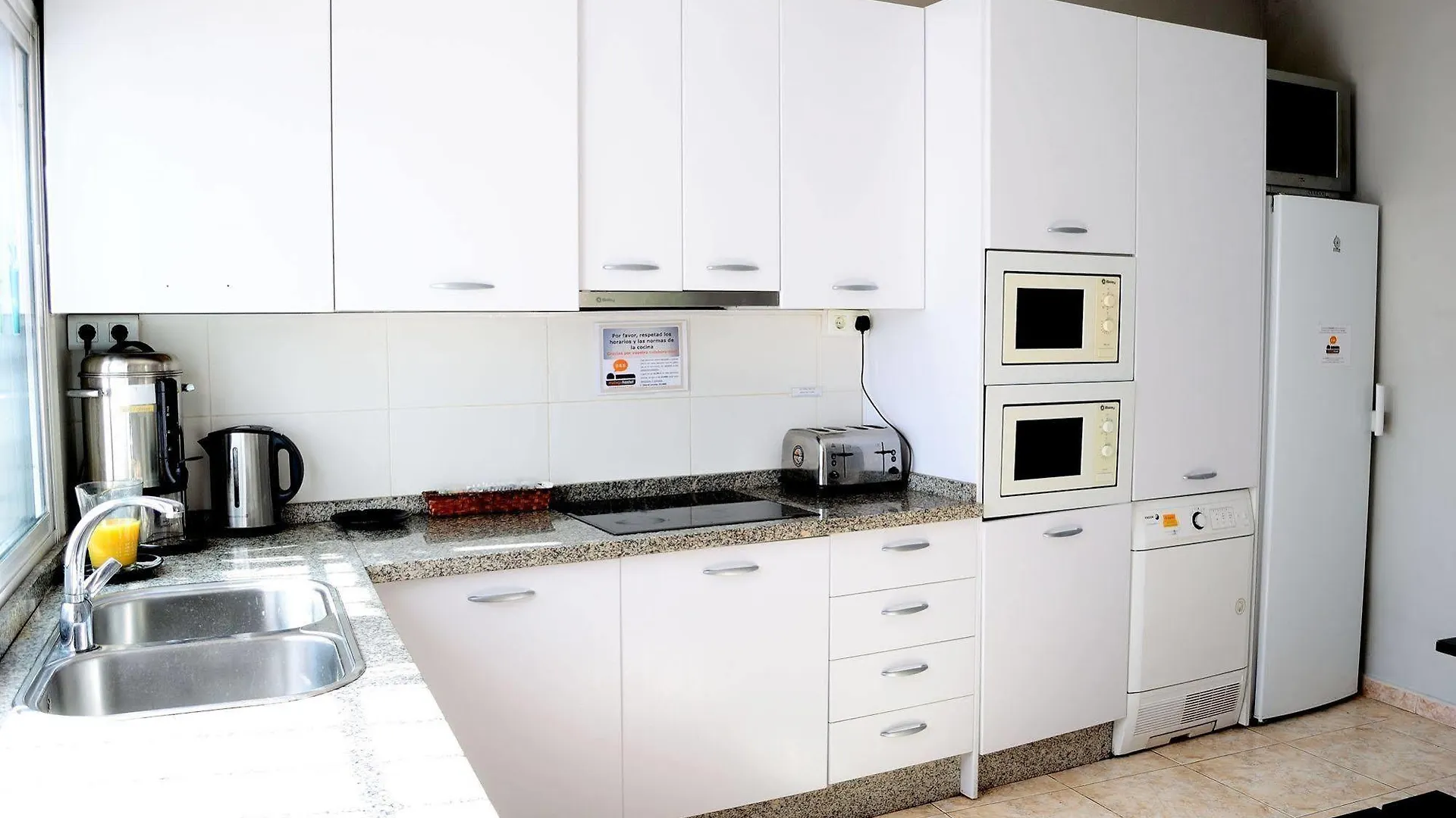 La Moraga De Poniente Malaga Hostel
